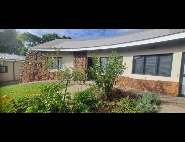 1 BEDROOM RETIREMENT UNIT FOR SALE IN WIGWAM